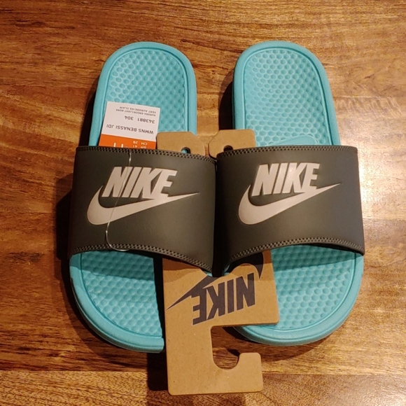 NWT Nike Benassi JDI Sandals - Picture 1 of 2